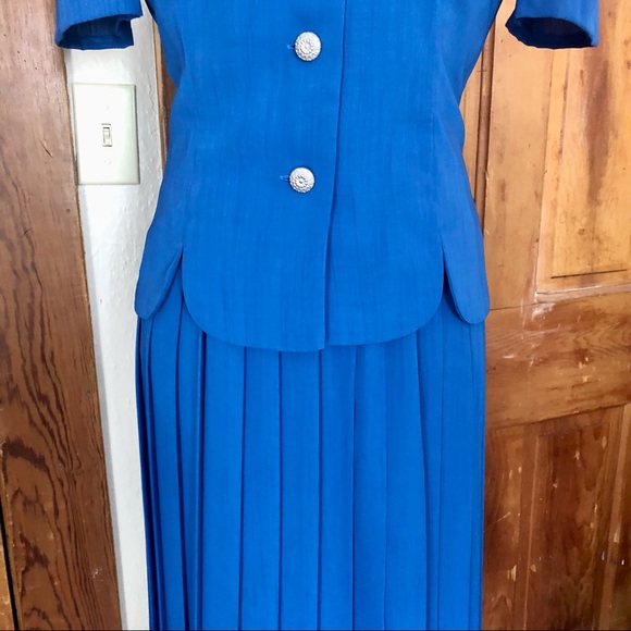 Vintage Leslie Fay 2 Pc Suit Set - Picture 2 of 8
